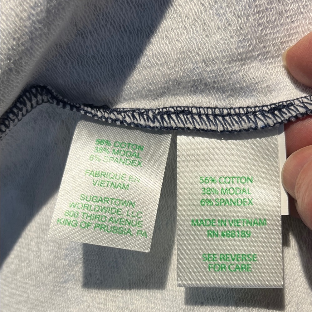 NWT Lilly Pulitzer Skipper Popover UPF 50+ Low Tide Navy Bouquet All Day - Picture 10 of 12